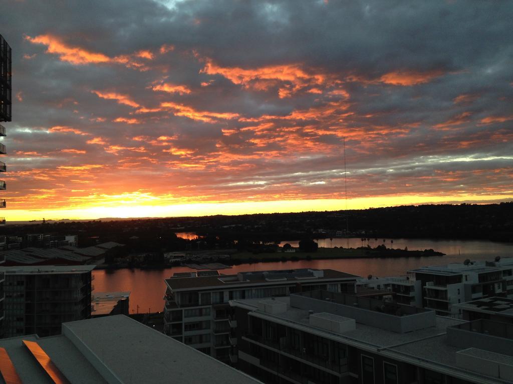 Astra Apartments Rhodes Sydney Cameră foto