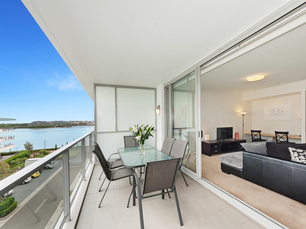 Astra Apartments Rhodes Sydney Cameră foto